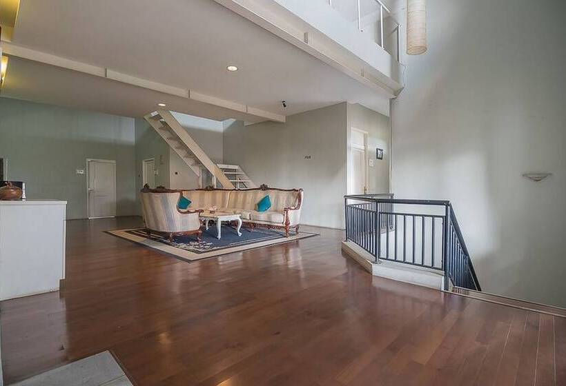 פנסיון Reddoorz Near Upi Setiabudi 2