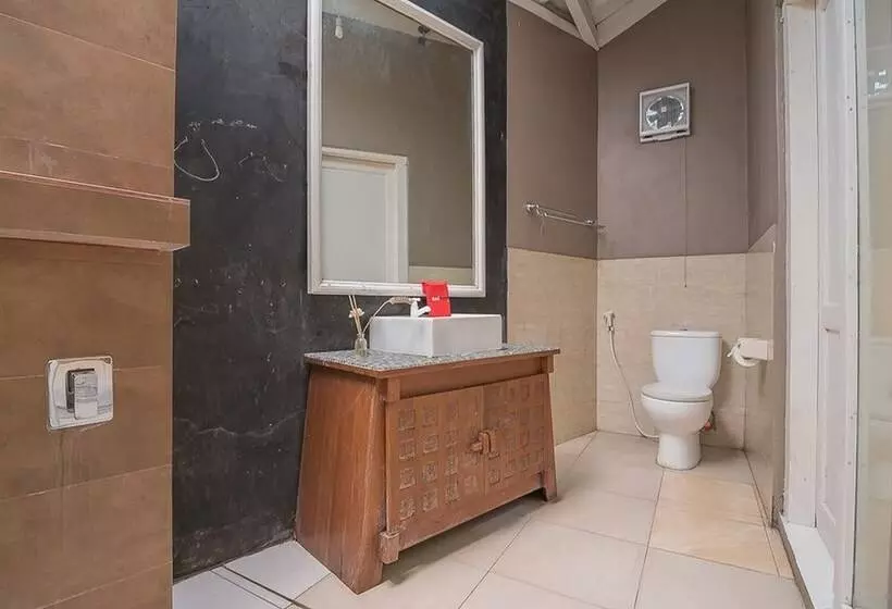 Majatalo Reddoorz Near Upi Setiabudi 2