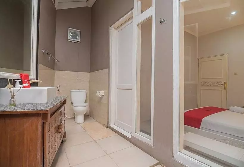 Majatalo Reddoorz Near Upi Setiabudi 2