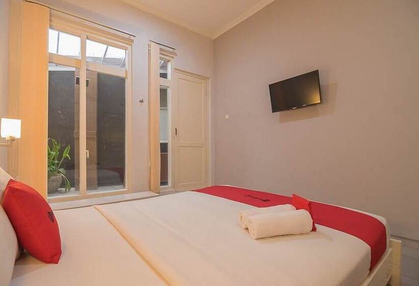 פנסיון Reddoorz Near Upi Setiabudi 2