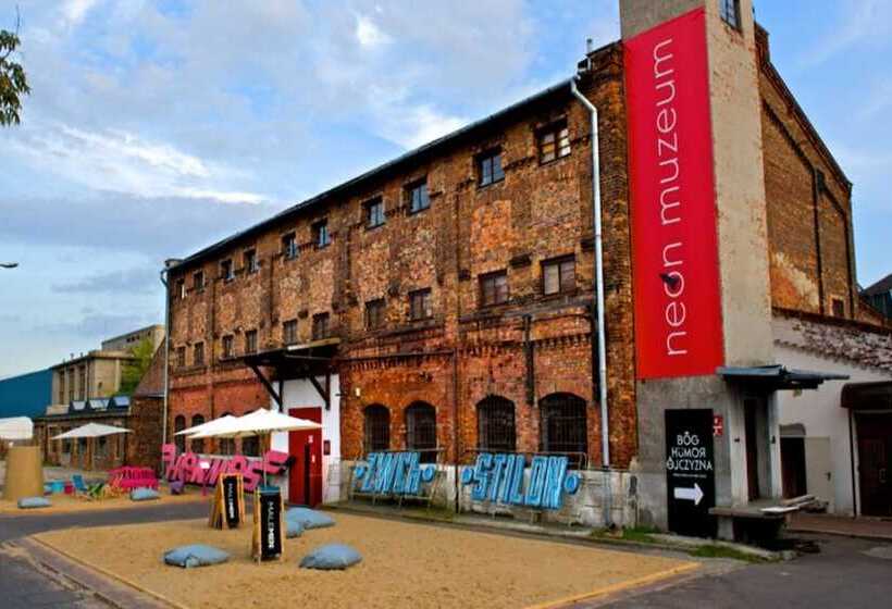 P&o Apartments Soho Factory