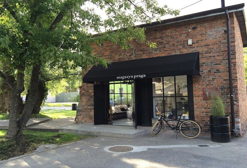 P&o Apartments Soho Factory