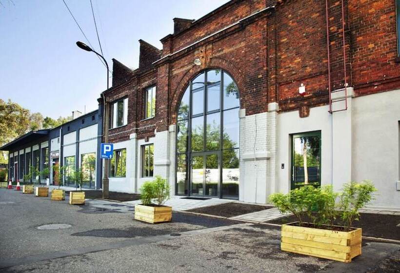 P&o Apartments Soho Factory