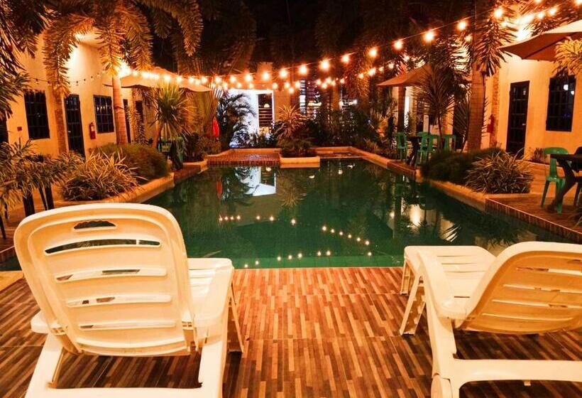 Hotell Softstone Resort