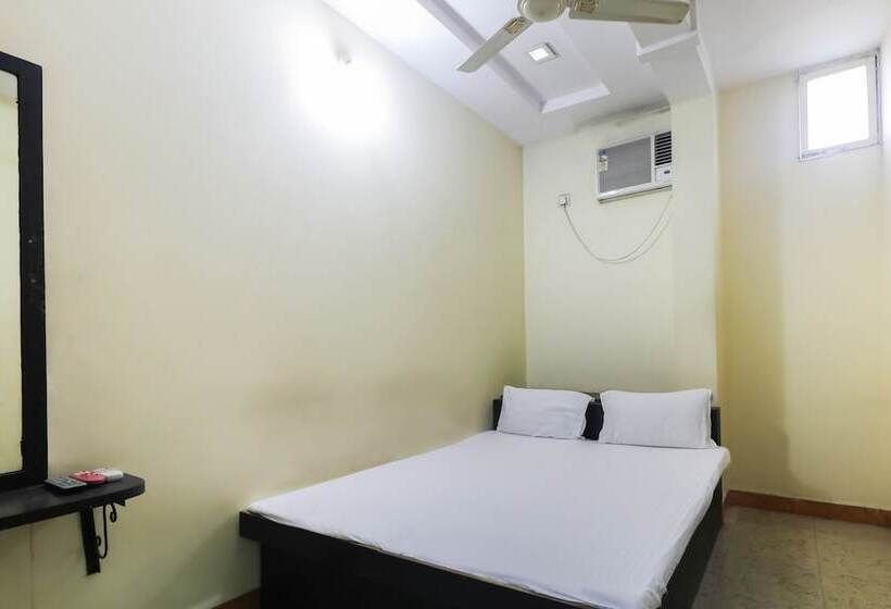 בית מלון כפרי Spot On 48832 Balaji Parisar