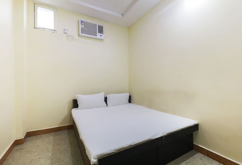 בית מלון כפרי Spot On 48832 Balaji Parisar