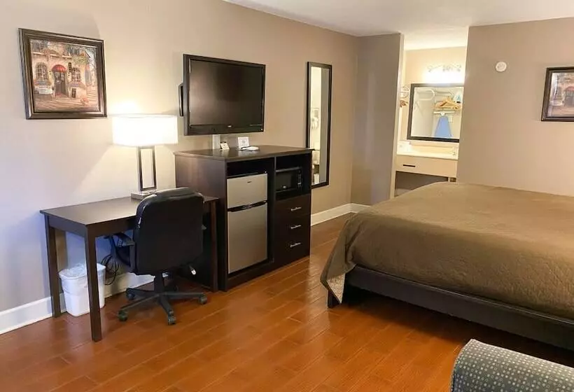 호텔 Quality Inn & Suites