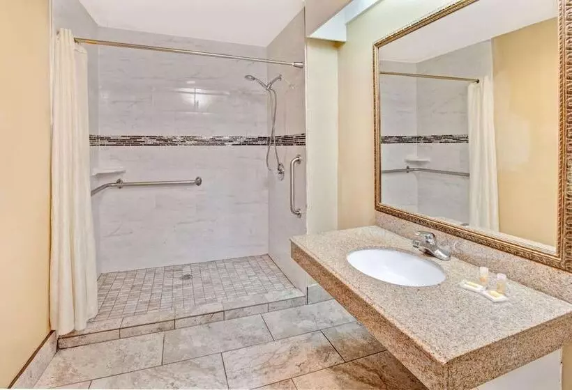 Motel 6 La Porte, Tx