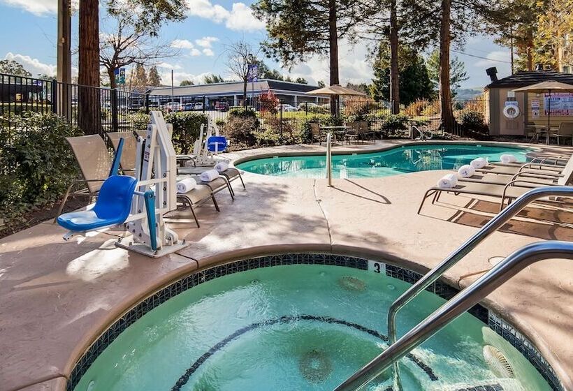 فندق Best Western John Muir Inn