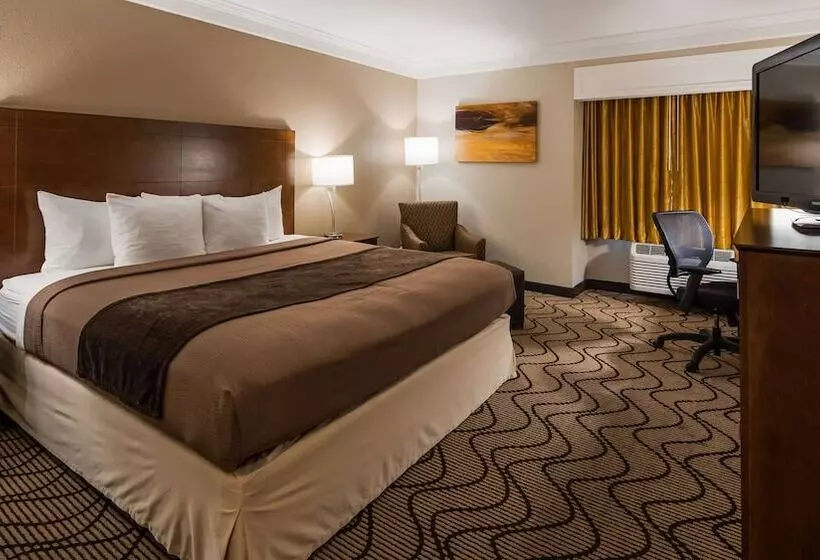 ホテル Best Western John Muir Inn