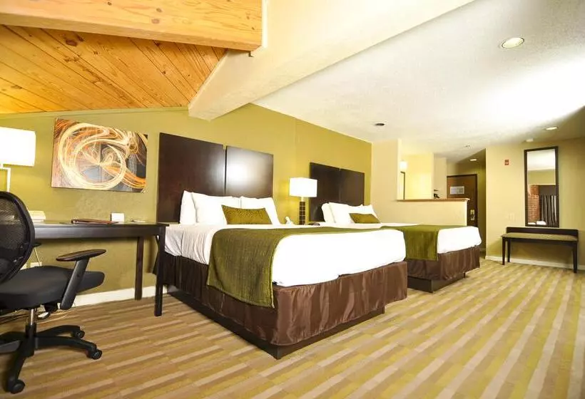 Отель Best Western Norwalk