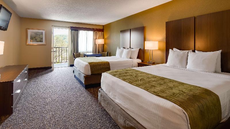 فندق Best Western Plaza Inn