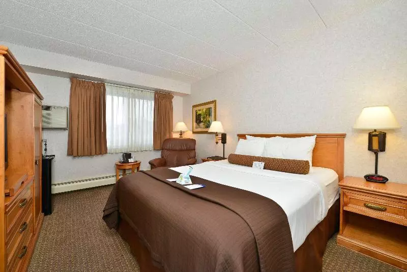 فندق Best Western Plus Kelly Inn