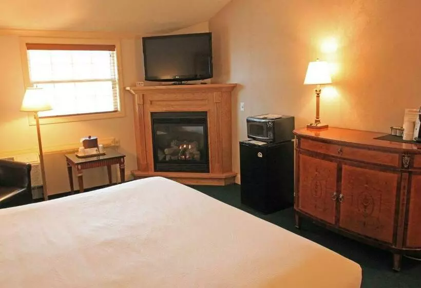 בית מלון כפרי Fireside Inn & Suites Waterville