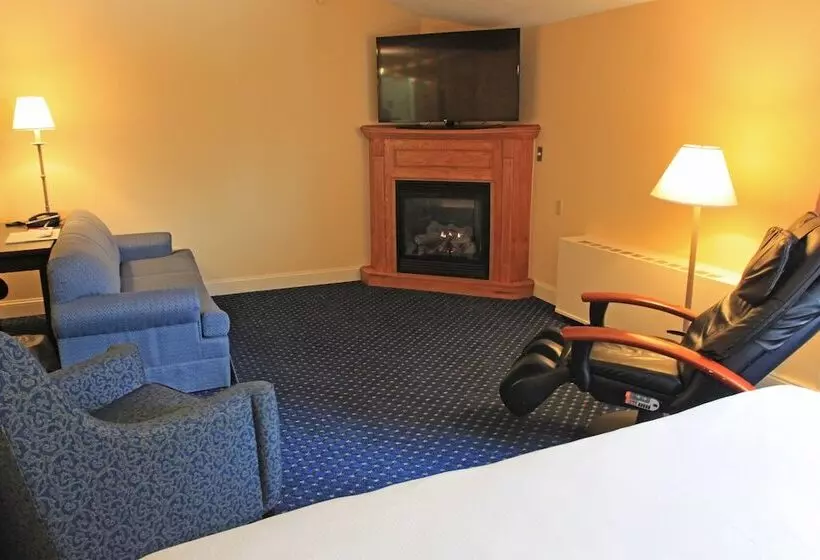 בית מלון כפרי Fireside Inn & Suites Waterville