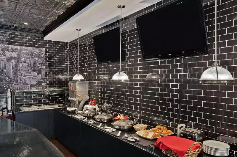 هتل Holiday Inn   Long Island   Islip Arpt East, An Ihg