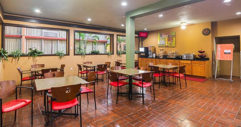 هتل Red Roof Inn Lubbock