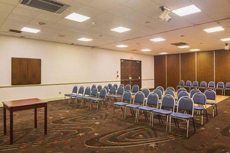 酒店 Red Roof Inn Lubbock