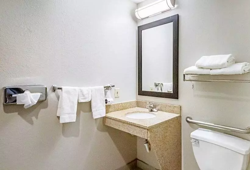 酒店 Clarion Pointe