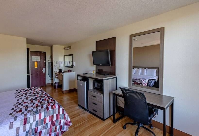 فندق Clarion Pointe