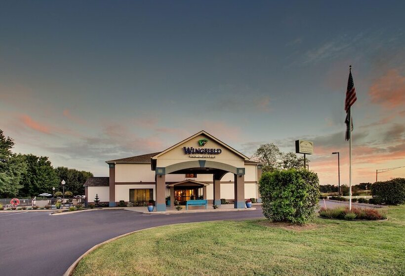 בית מלון כפרי Wingfield Inn & Suites