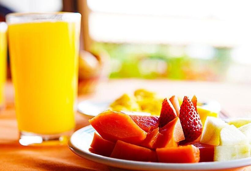 בית מלון כפרי El Camino Real