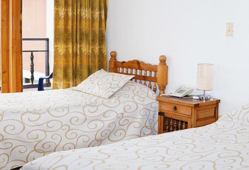 בית מלון כפרי El Camino Real