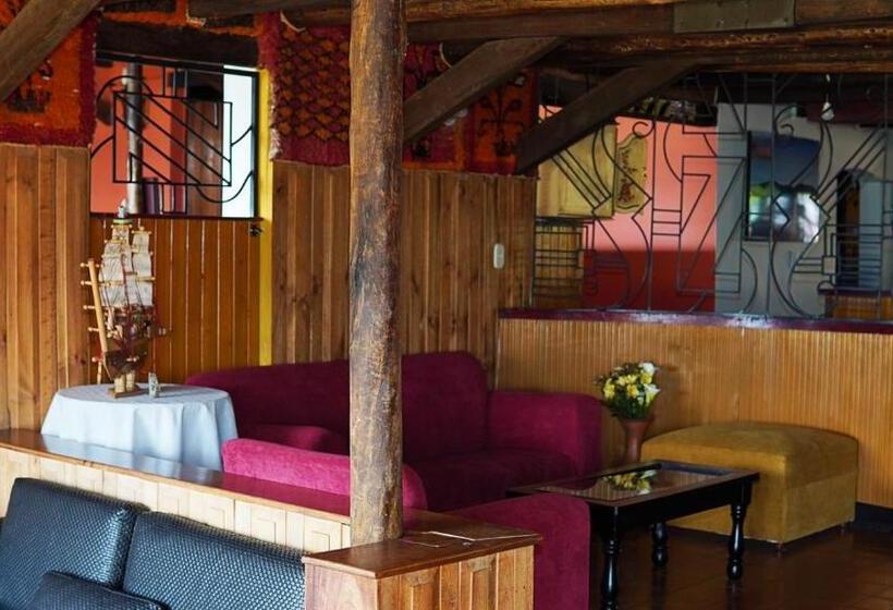 בית מלון כפרי El Camino Real