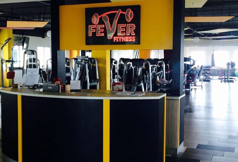 בית מלון כפרי Grand Court