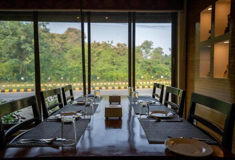 هتل Peaceland Lumbini