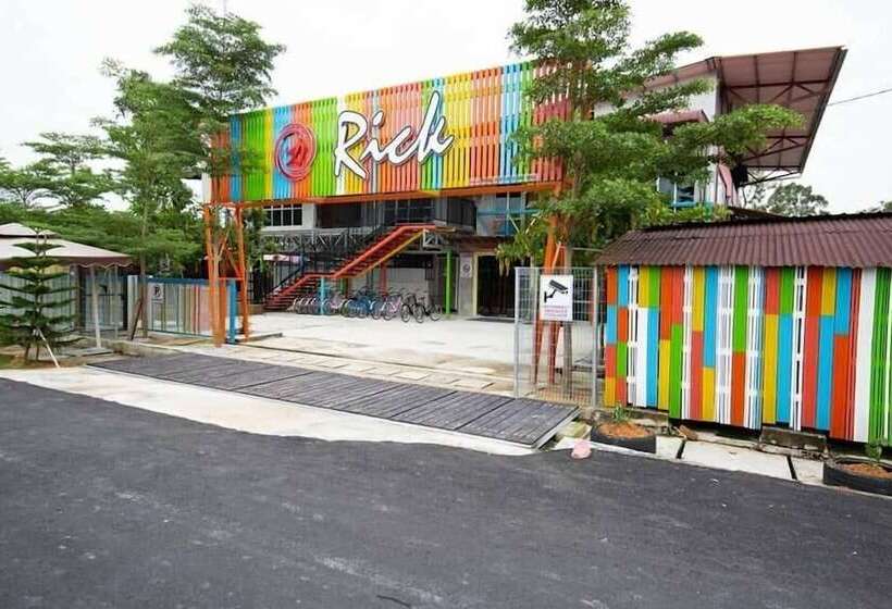 Hotel Rick Resort Teluk Intan
