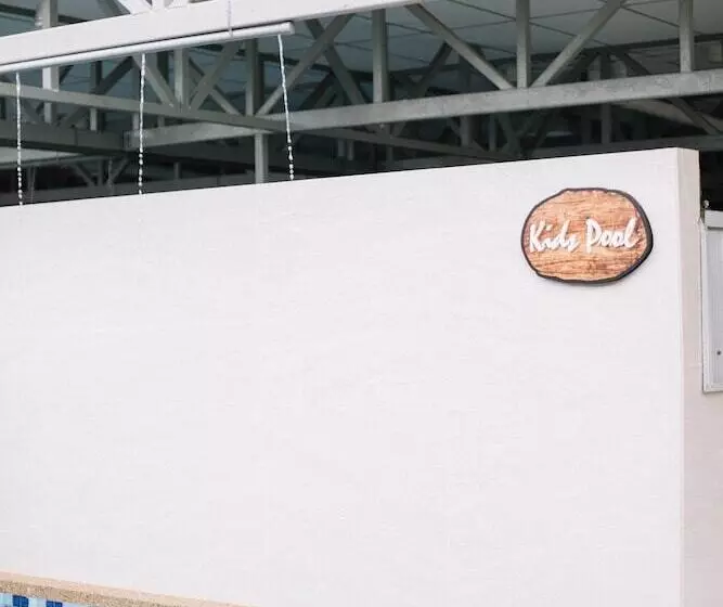 ホテル Rick Resort Teluk Intan