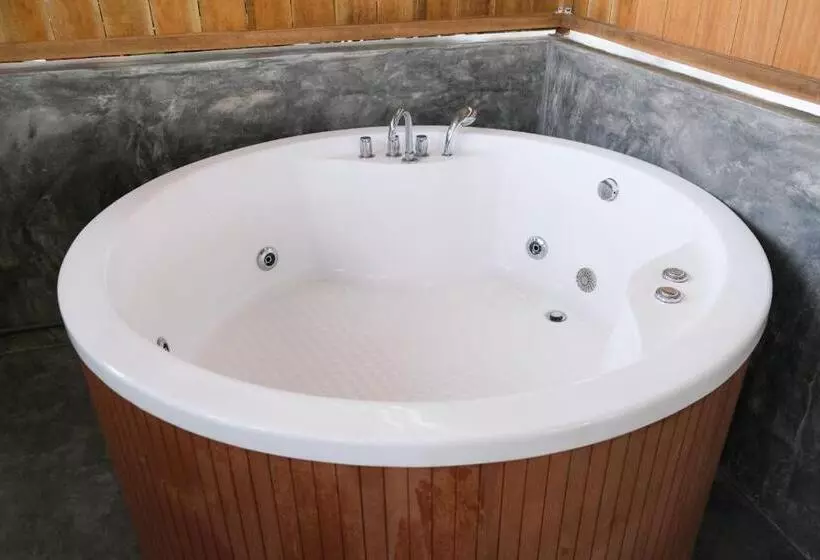 ホテル Rick Resort Teluk Intan