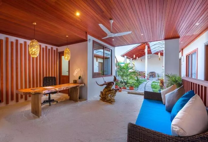 پانسیون Ithaa Dhigurah