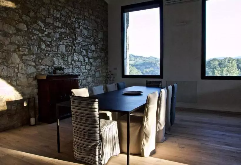 تختخواب و صبحانه Il Casale Di Monte Venere