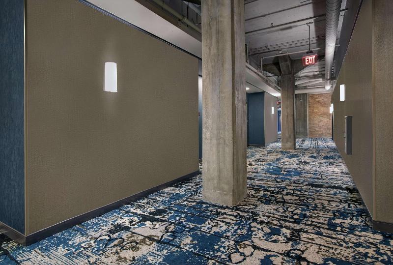 בית מלון כפרי Embassy Suites By Hilton Rockford Riverfront