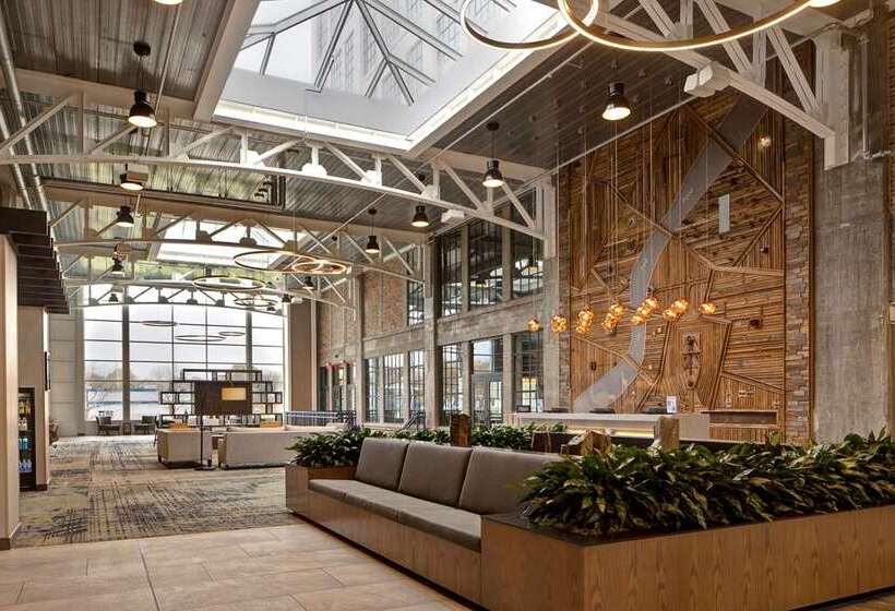 בית מלון כפרי Embassy Suites By Hilton Rockford Riverfront