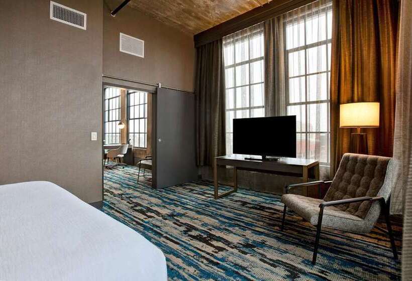 בית מלון כפרי Embassy Suites By Hilton Rockford Riverfront