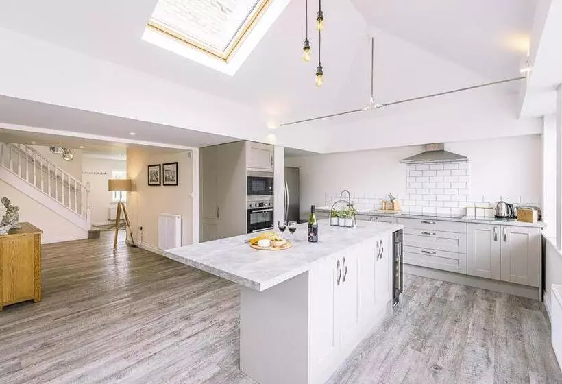 Hotelli The Bay Filey