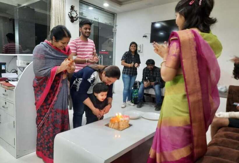 Отель Meera Mahal