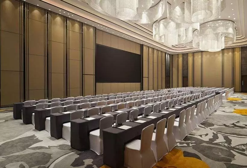 Na Lotus Hotel, A Luxury Collection Hotel, Nanning