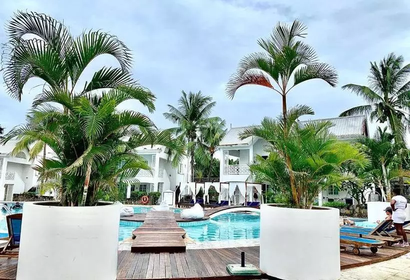 هتل Sealife Resort & Spa