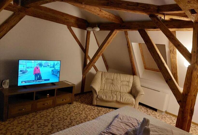 بنسيون Majerovský Kaštieľ