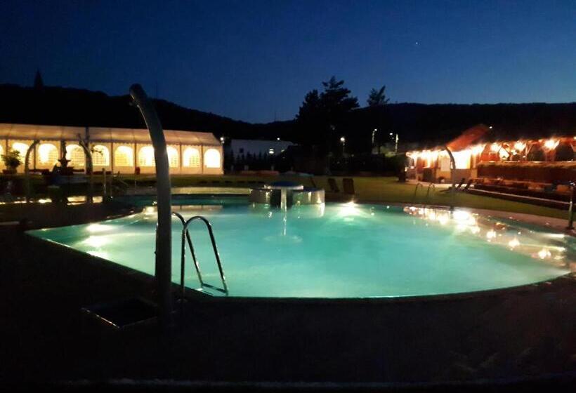 بنسيون Majerovský Kaštieľ