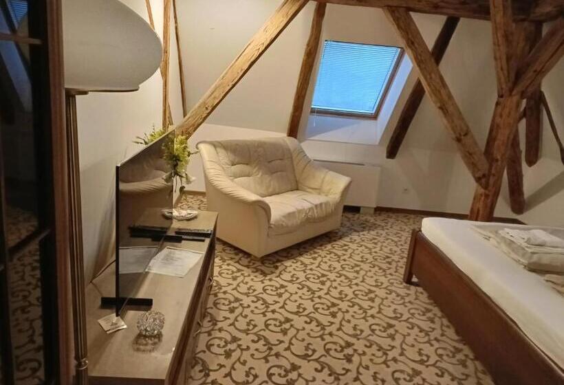 بنسيون Majerovský Kaštieľ