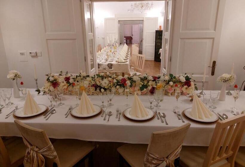 بنسيون Majerovský Kaštieľ