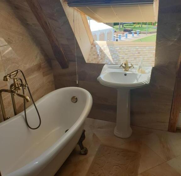 بنسيون Majerovský Kaštieľ