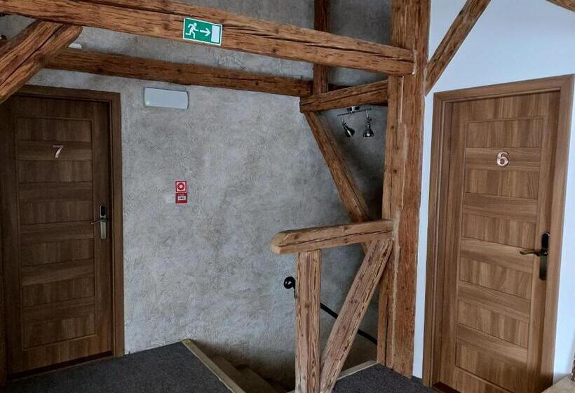 بنسيون Majerovský Kaštieľ