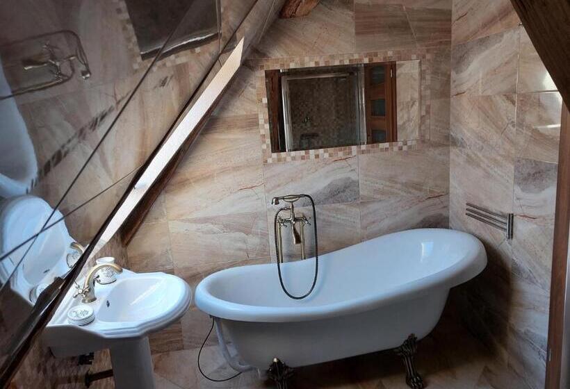 بنسيون Majerovský Kaštieľ