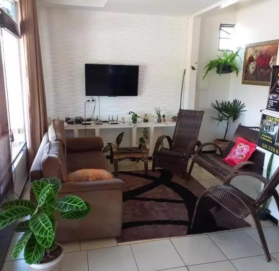 ペンション Pousada Adorno